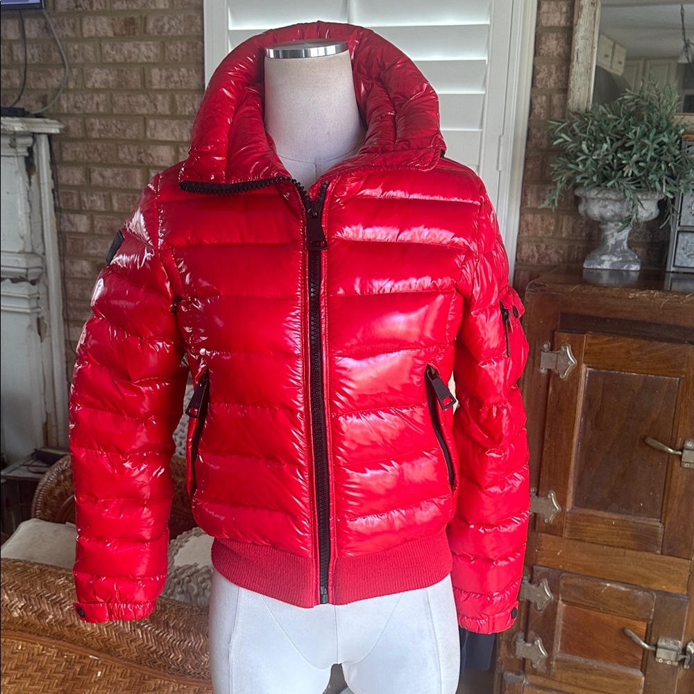 SAM. HIGH GLOSS RED JACKET XS FLAW